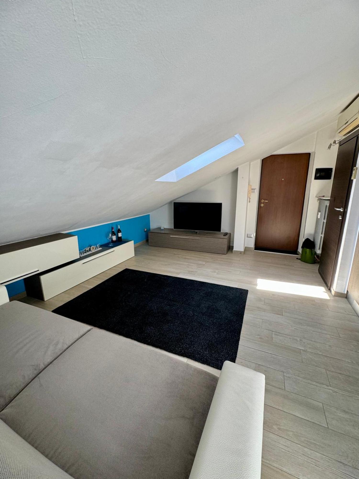 알바 Sky Loft 아파트 외부 사진